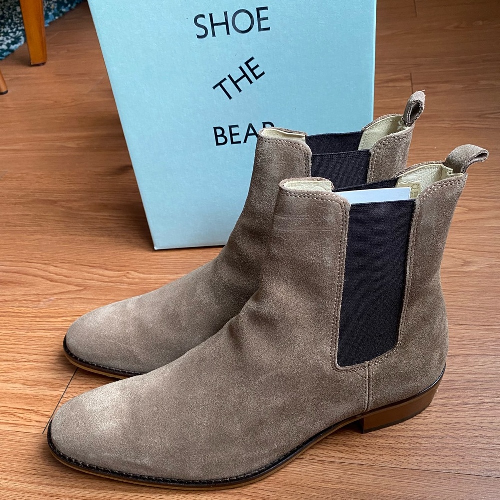 Shoe The Bear Eli Suede Chelsea Boots in Taupe